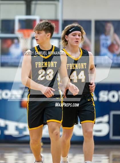 Thumbnail 2 in Fremont @ Millard North photogallery.