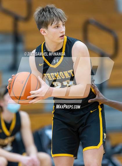 Thumbnail 1 in Fremont @ Millard North photogallery.