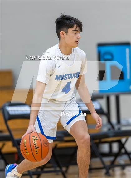 Thumbnail 3 in Fremont @ Millard North photogallery.