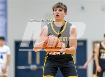 Thumbnail 2 in Fremont @ Millard North photogallery.