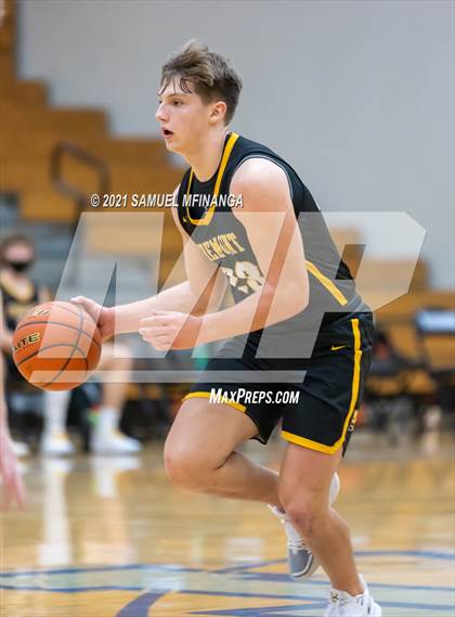 Thumbnail 2 in Fremont @ Millard North photogallery.