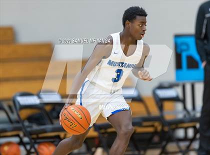 Thumbnail 2 in Fremont @ Millard North photogallery.
