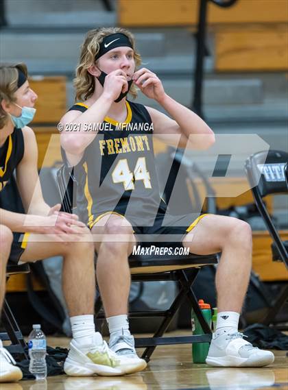 Thumbnail 3 in Fremont @ Millard North photogallery.