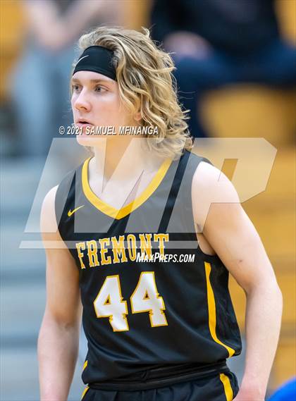 Thumbnail 1 in Fremont @ Millard North photogallery.