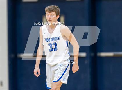 Thumbnail 2 in Fremont @ Millard North photogallery.