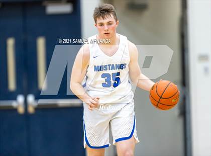 Thumbnail 2 in Fremont @ Millard North photogallery.
