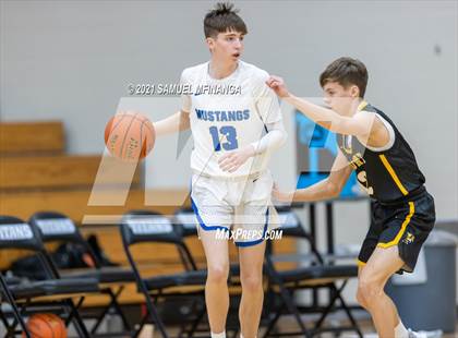 Thumbnail 1 in Fremont @ Millard North photogallery.