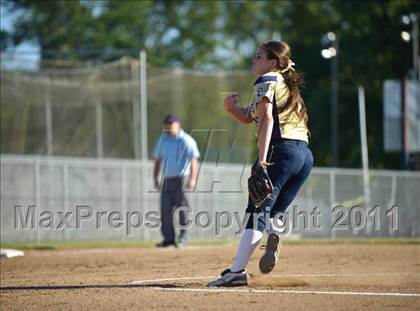 Thumbnail 2 in Dallas @ Marist photogallery.