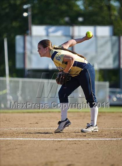 Thumbnail 2 in Dallas @ Marist photogallery.