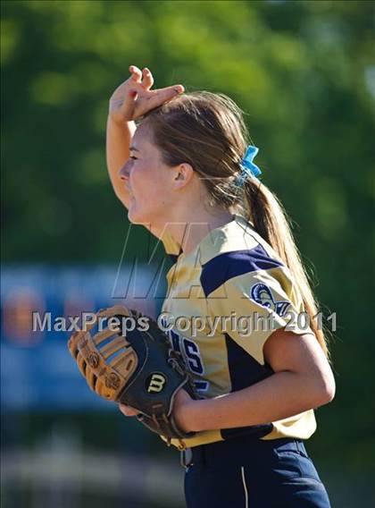 Thumbnail 2 in Dallas @ Marist photogallery.