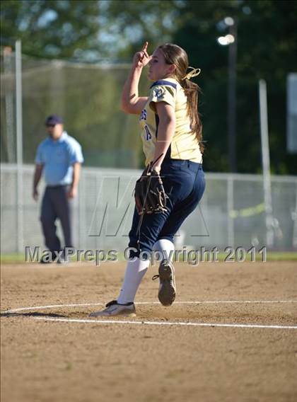 Thumbnail 1 in Dallas @ Marist photogallery.