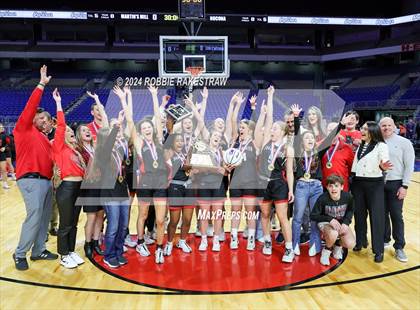 Thumbnail 2 in Huntington vs. Shallowater (UIL 3A Basketball Final Medal Ceremony) photogallery.