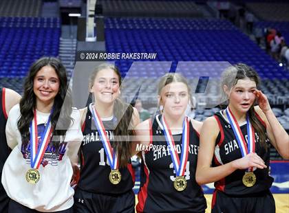 Thumbnail 3 in Huntington vs. Shallowater (UIL 3A Basketball Final Medal Ceremony) photogallery.