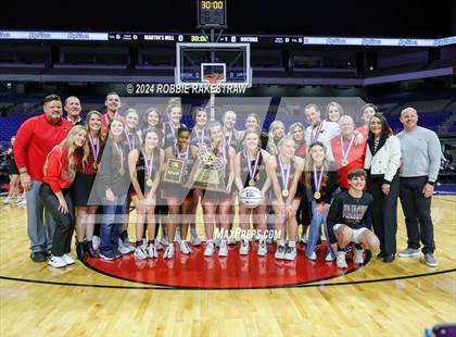Thumbnail 1 in Huntington vs. Shallowater (UIL 3A Basketball Final Medal Ceremony) photogallery.