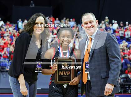 Thumbnail 2 in Huntington vs. Shallowater (UIL 3A Basketball Final Medal Ceremony) photogallery.