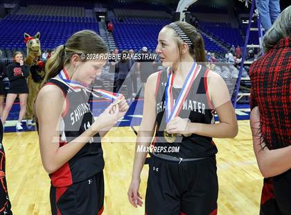 Thumbnail 2 in Huntington vs. Shallowater (UIL 3A Basketball Final Medal Ceremony) photogallery.
