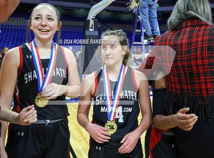 Thumbnail 3 in Huntington vs. Shallowater (UIL 3A Basketball Final Medal Ceremony) photogallery.