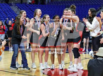 Thumbnail 2 in Huntington vs. Shallowater (UIL 3A Basketball Final Medal Ceremony) photogallery.