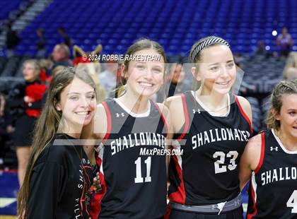 Thumbnail 3 in Huntington vs. Shallowater (UIL 3A Basketball Final Medal Ceremony) photogallery.