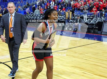 Thumbnail 2 in Huntington vs. Shallowater (UIL 3A Basketball Final Medal Ceremony) photogallery.