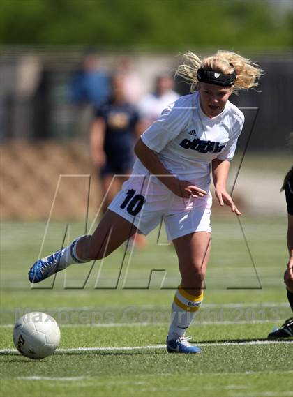 Thumbnail 2 in Guyer [John H.] vs. Highland Park (UIL 4A Finals) photogallery.