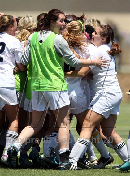 Thumbnail 3 in Guyer [John H.] vs. Highland Park (UIL 4A Finals) photogallery.