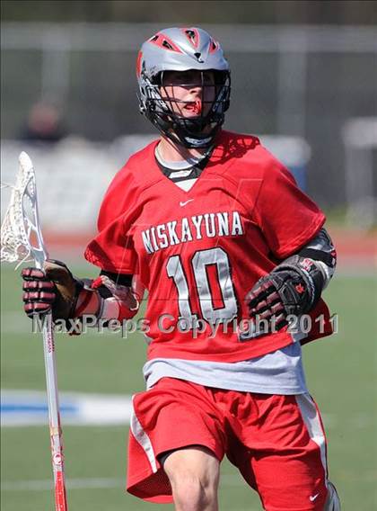 Thumbnail 1 in Niskayuna @ Darien photogallery.