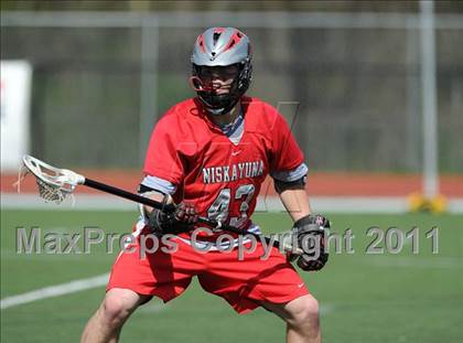 Thumbnail 1 in Niskayuna @ Darien photogallery.