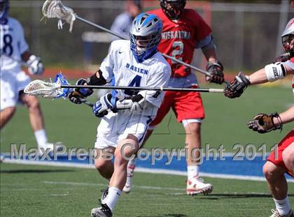 Thumbnail 2 in Niskayuna @ Darien photogallery.