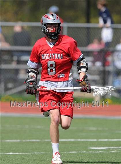 Thumbnail 1 in Niskayuna @ Darien photogallery.