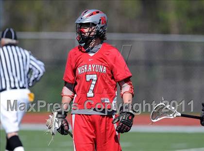 Thumbnail 1 in Niskayuna @ Darien photogallery.