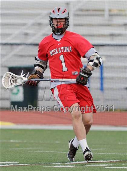 Thumbnail 1 in Niskayuna @ Darien photogallery.