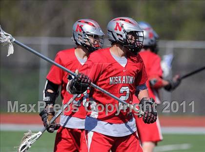 Thumbnail 1 in Niskayuna @ Darien photogallery.