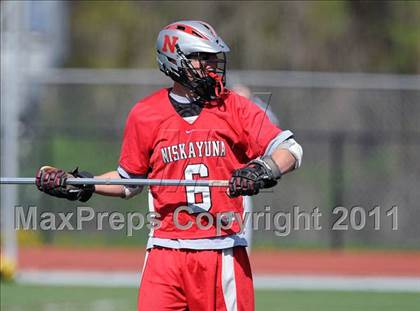Thumbnail 1 in Niskayuna @ Darien photogallery.