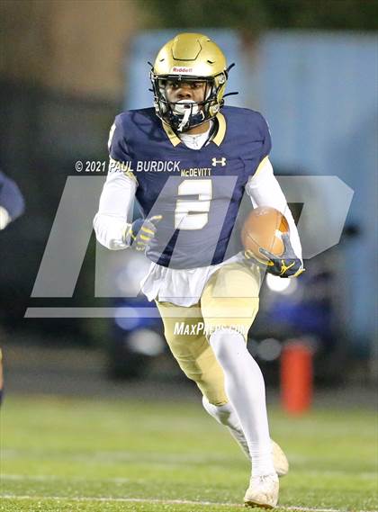 Thumbnail 2 in Aliquippa@ Bishop McDevitt (PIAA 4A Championship) photogallery.