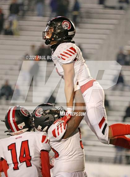 Thumbnail 1 in Aliquippa@ Bishop McDevitt (PIAA 4A Championship) photogallery.