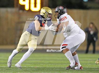 Thumbnail 3 in Aliquippa@ Bishop McDevitt (PIAA 4A Championship) photogallery.