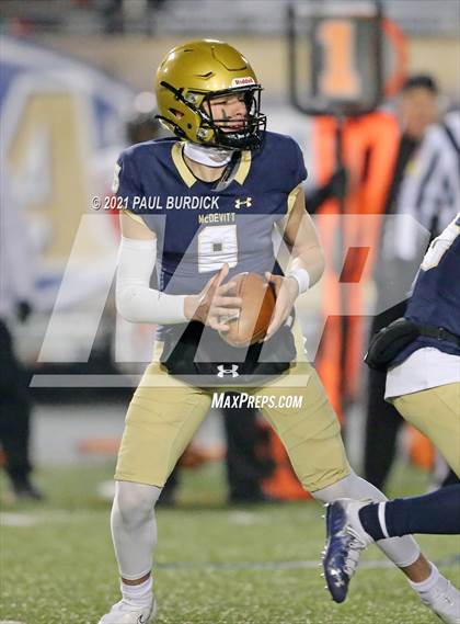 Thumbnail 1 in Aliquippa@ Bishop McDevitt (PIAA 4A Championship) photogallery.