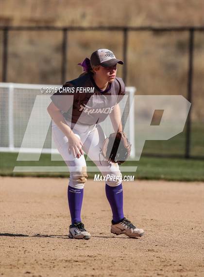 Thumbnail 2 in Mountain View vs. Discovery Canyon (CHSAA 4A First Round Playoff) photogallery.