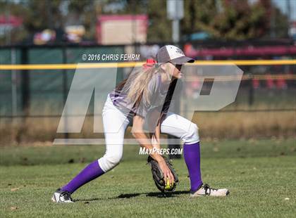 Thumbnail 1 in Mountain View vs. Discovery Canyon (CHSAA 4A First Round Playoff) photogallery.