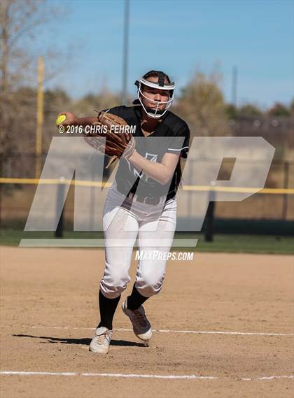 Thumbnail 2 in Mountain View vs. Discovery Canyon (CHSAA 4A First Round Playoff) photogallery.