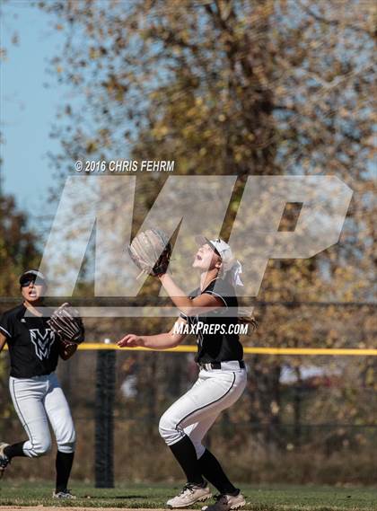 Thumbnail 2 in Mountain View vs. Discovery Canyon (CHSAA 4A First Round Playoff) photogallery.
