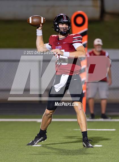 Thumbnail 3 in Ola @ Warner Robins photogallery.