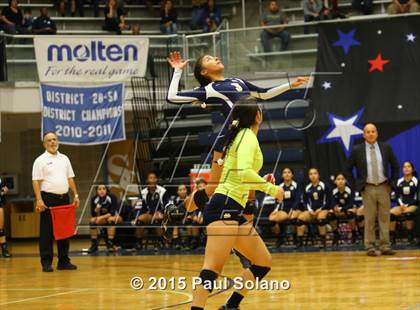 Thumbnail 3 in Holy Cross vs. Fort Bend Christian Academy  (TAPPS 4A Semifinal) photogallery.