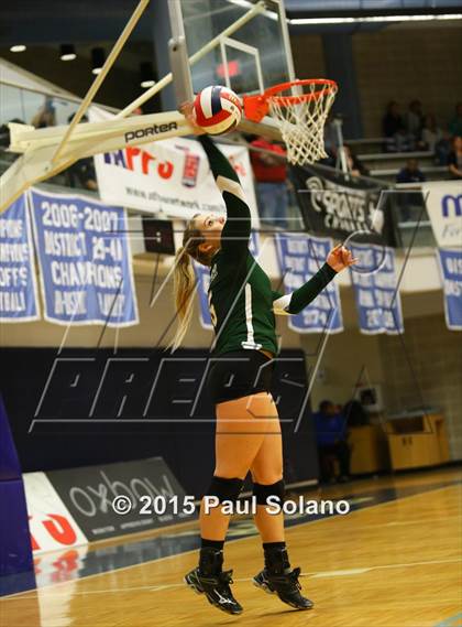 Thumbnail 2 in Holy Cross vs. Fort Bend Christian Academy  (TAPPS 4A Semifinal) photogallery.