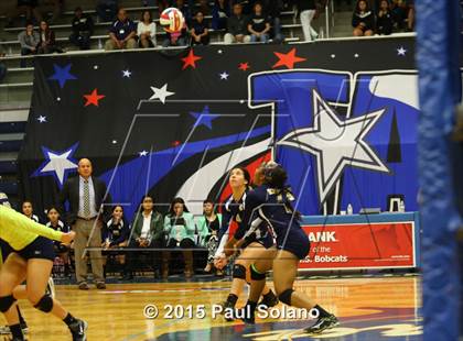 Thumbnail 3 in Holy Cross vs. Fort Bend Christian Academy  (TAPPS 4A Semifinal) photogallery.