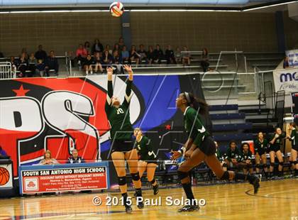 Thumbnail 2 in Holy Cross vs. Fort Bend Christian Academy  (TAPPS 4A Semifinal) photogallery.