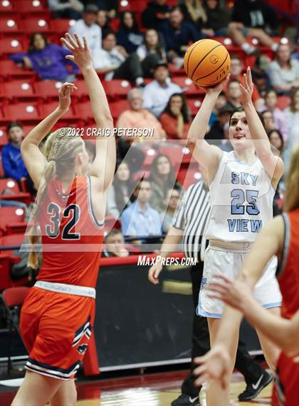 Thumbnail 1 in Sky View vs. Mountain Crest (UHSAA 4A Quarterfinal Playoff) photogallery.