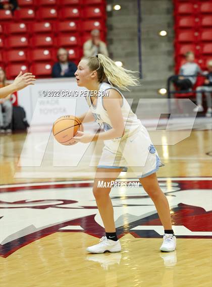 Thumbnail 3 in Sky View vs. Mountain Crest (UHSAA 4A Quarterfinal Playoff) photogallery.