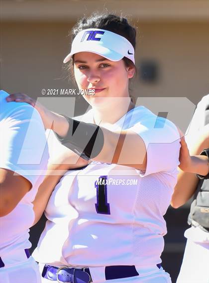 Thumbnail 2 in Camp Verde @ Northwest Christian photogallery.